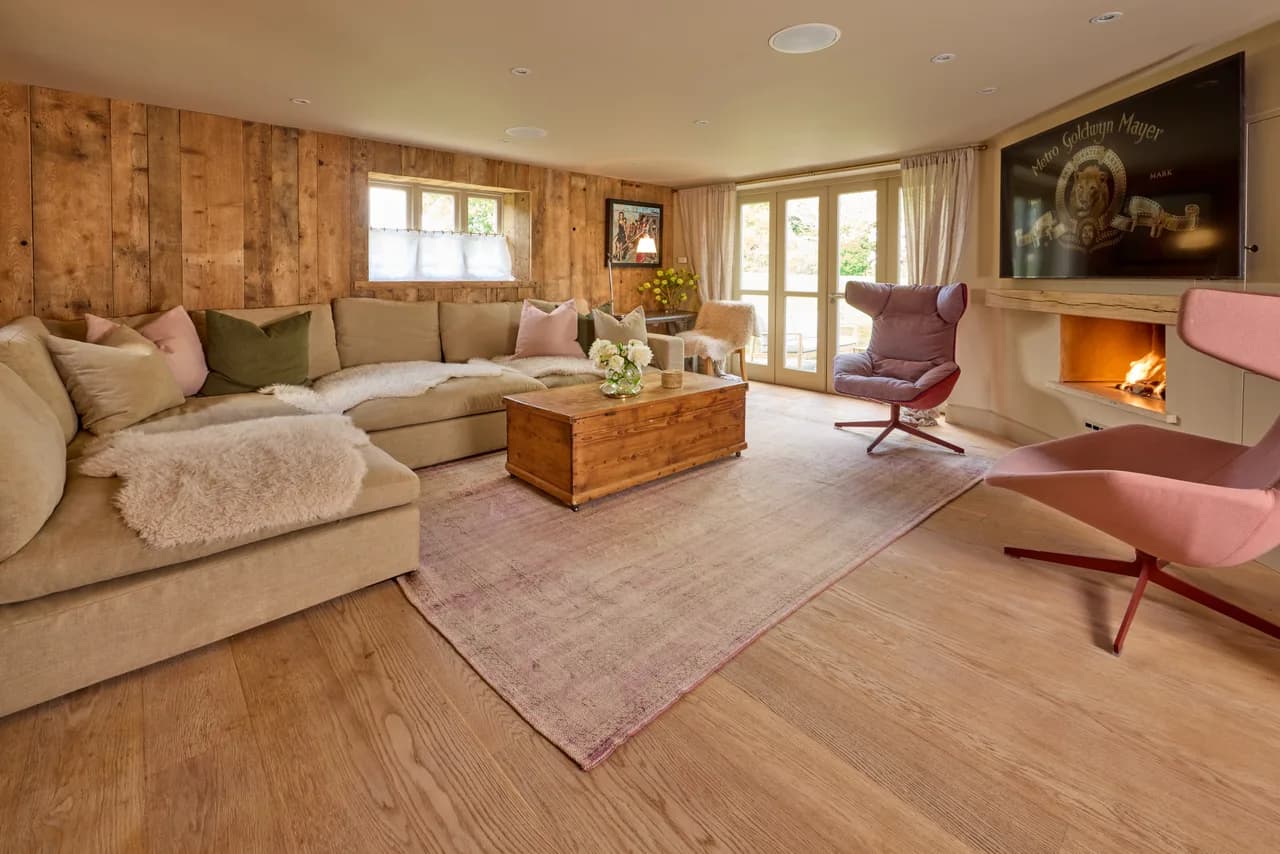Sitting room inside Brandy's Farmhouse