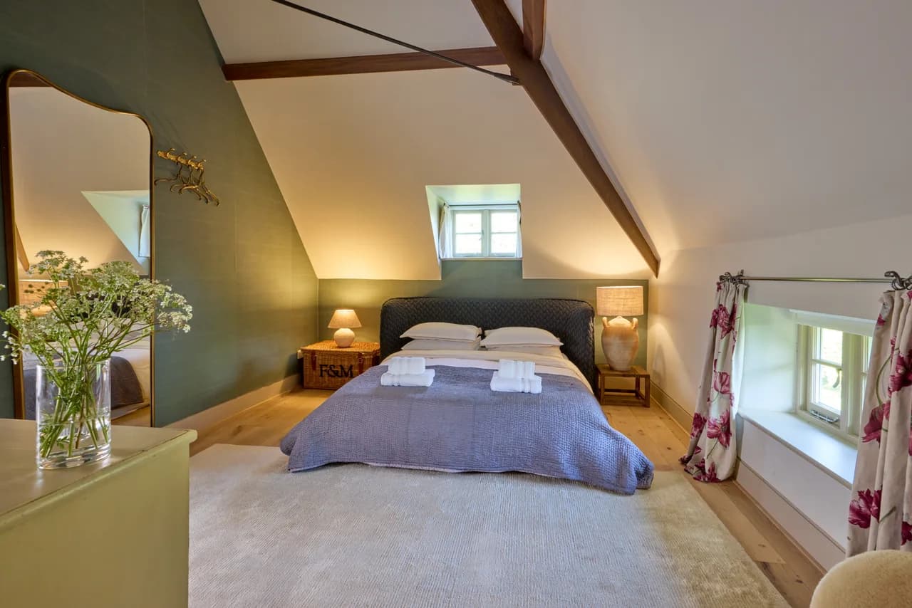 What Could Your Cotswolds Property Actually Earn on Airbnb? | AceHost Cotswolds