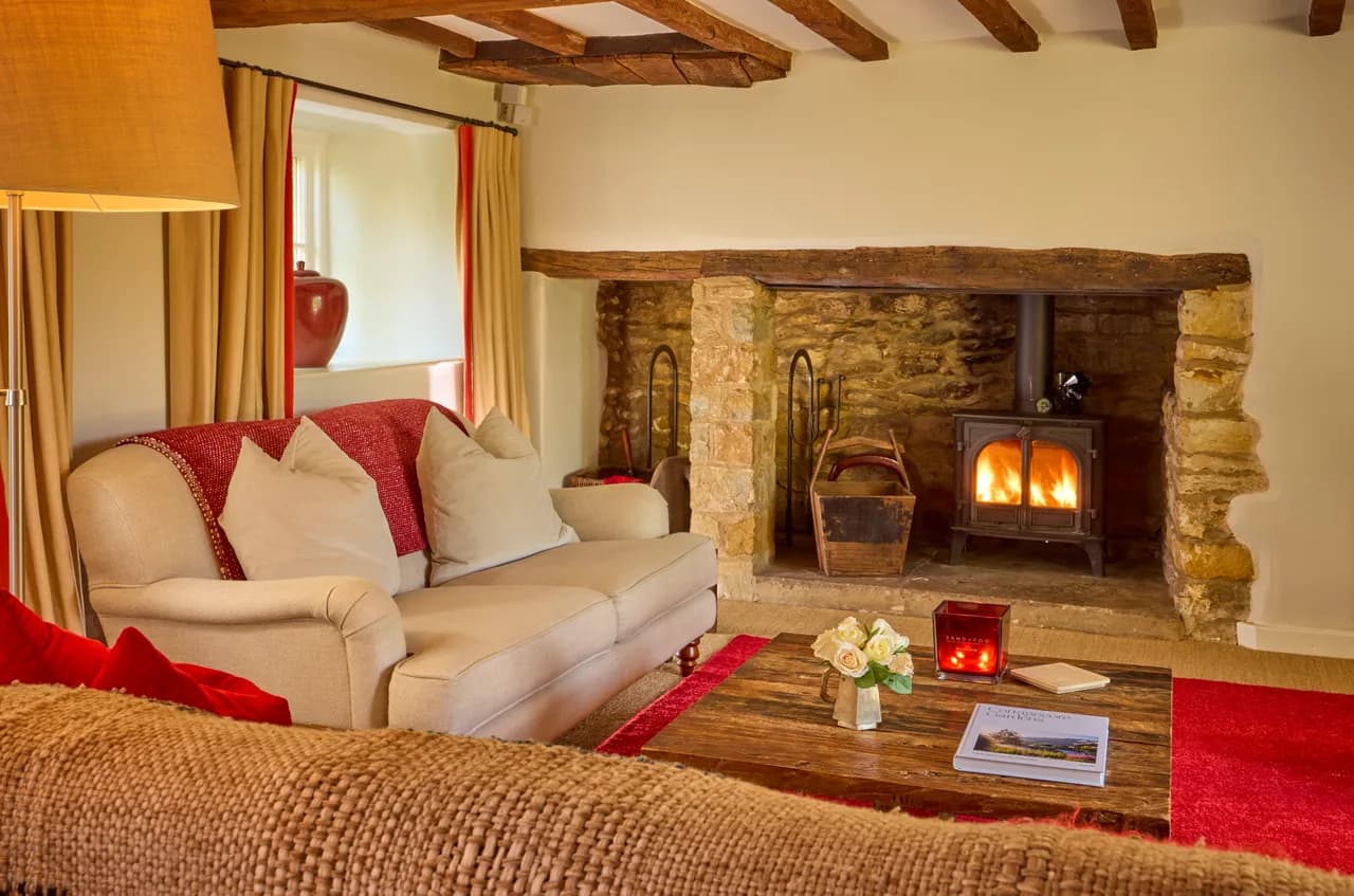 Brandy's Farmhouse, a Cotswolds holiday home near Soho Farmhouse